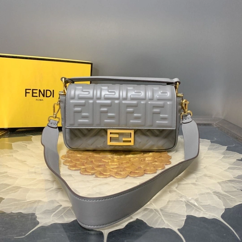Fendi Satchel Bags 4370-0404