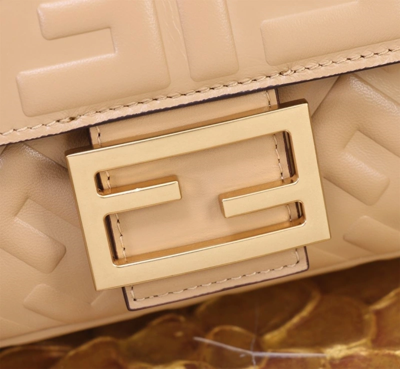 Fendi Satchel Bags 4370-0408