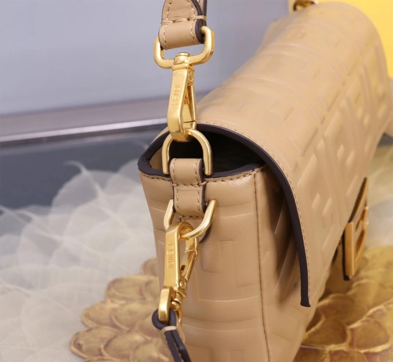 Fendi Satchel Bags 4370-0408