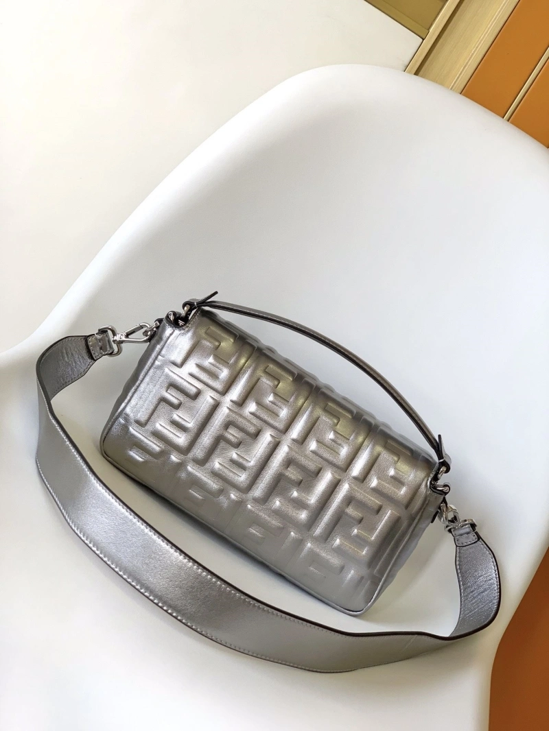 Fendi Baguette Bags 4370-0411