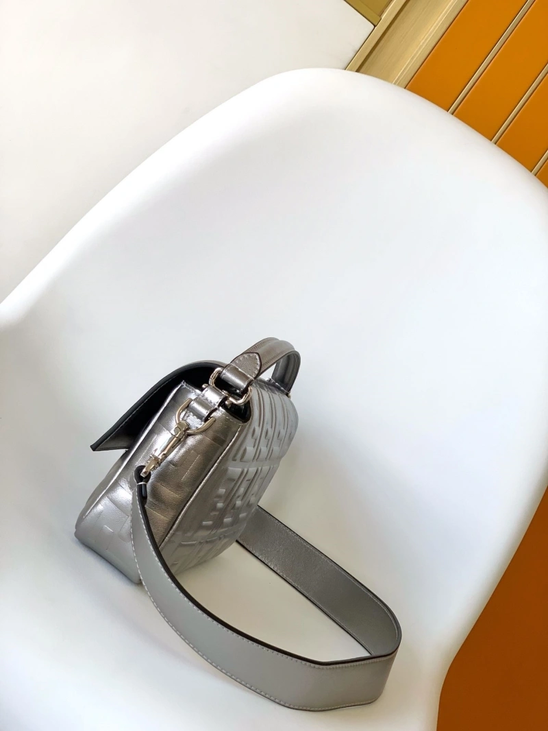 Fendi Baguette Bags 4370-0411