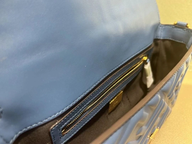 Fendi Baguette Bags 4370-0589