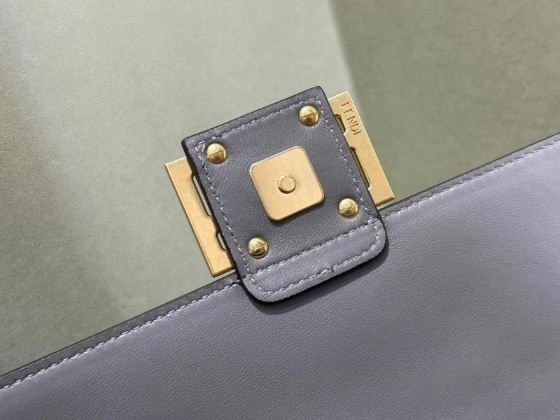 Fendi Baguette Bags 4370-0592