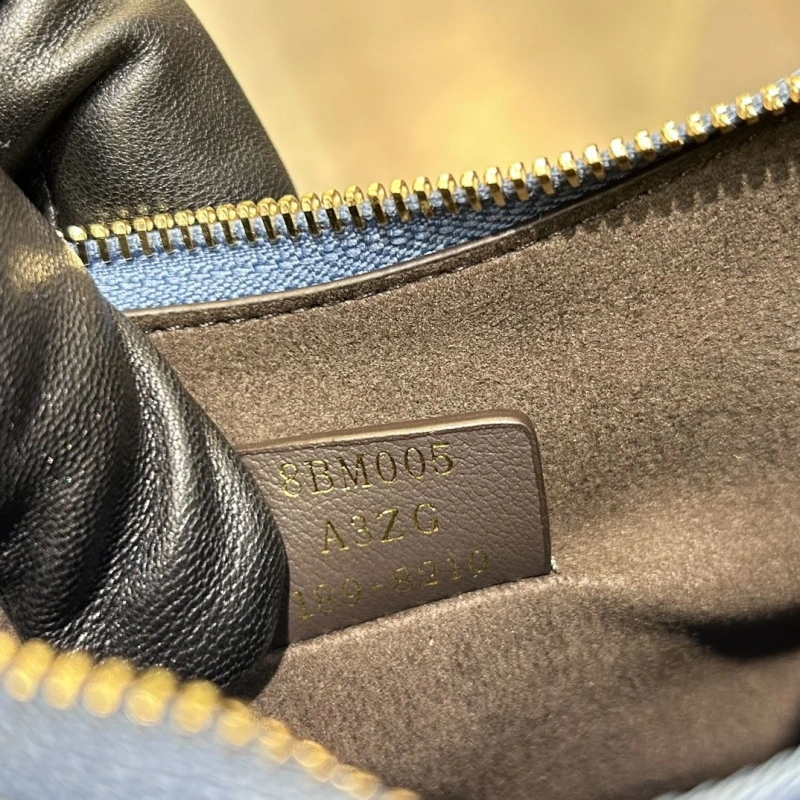 F**di top handle bags 4370-0593