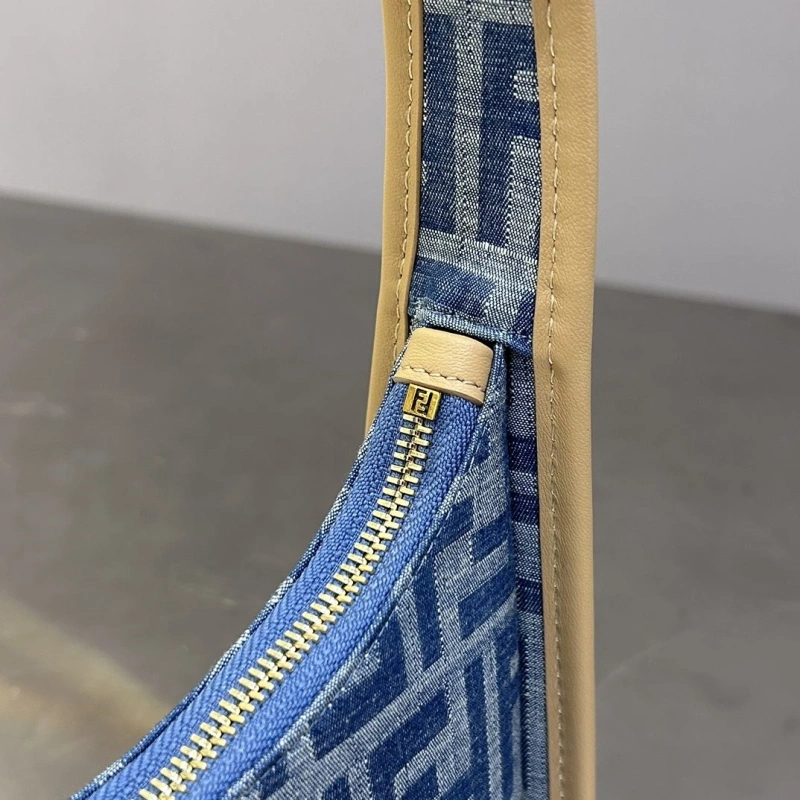 F**di top handle bags 4370-0593