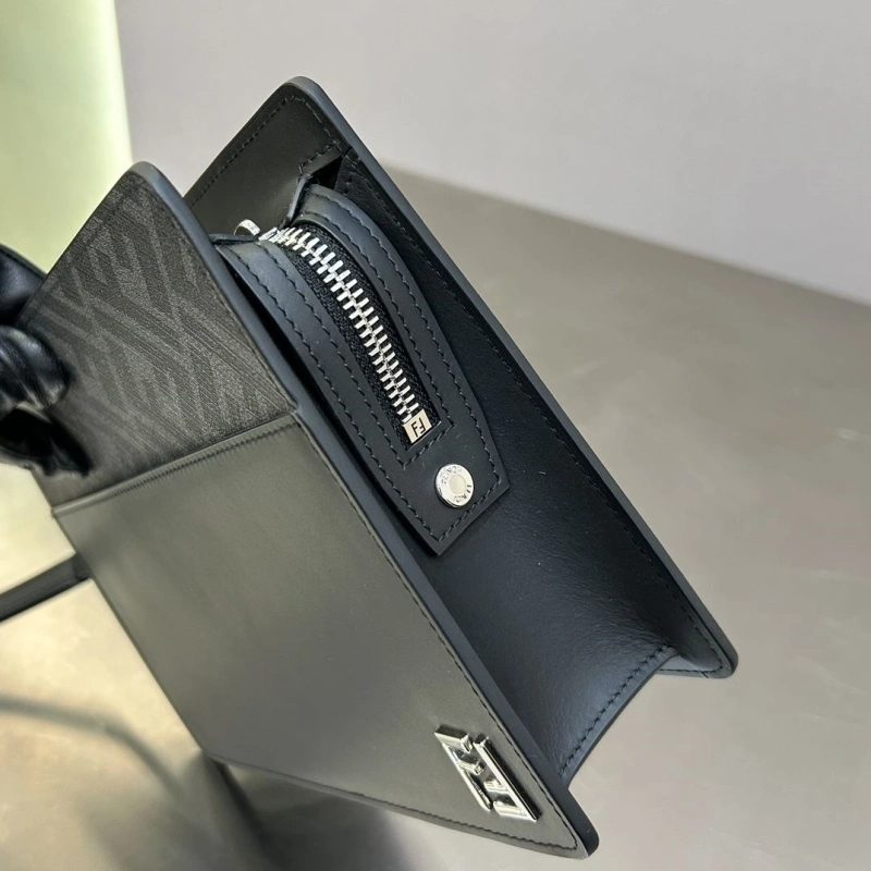 Fendi Clutch Bags 4370-0597