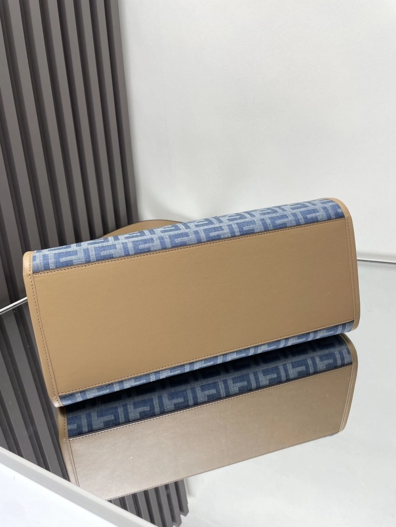 Fendi Shopping Bags 4370-0616