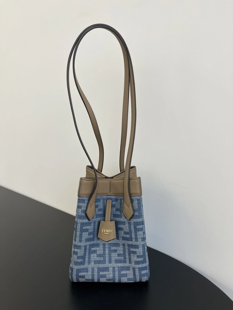 Fendi Shopping Bags 4370-0620