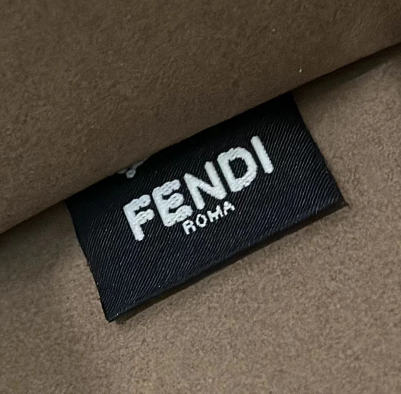 Fendi Shopping Bags 4370-0621