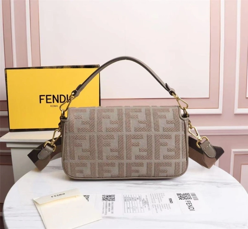 Fendi Baguette Bags 4370-0640