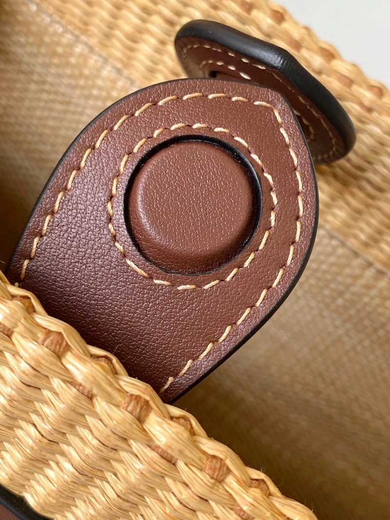 Fendi Shopping Bags 4370-0646