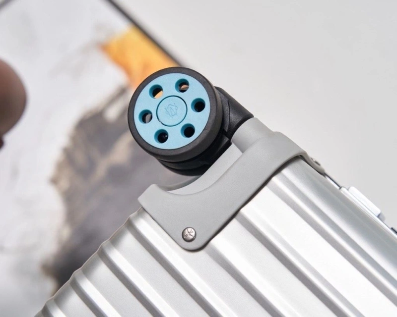 R1m0wa suitcase 4461-0052