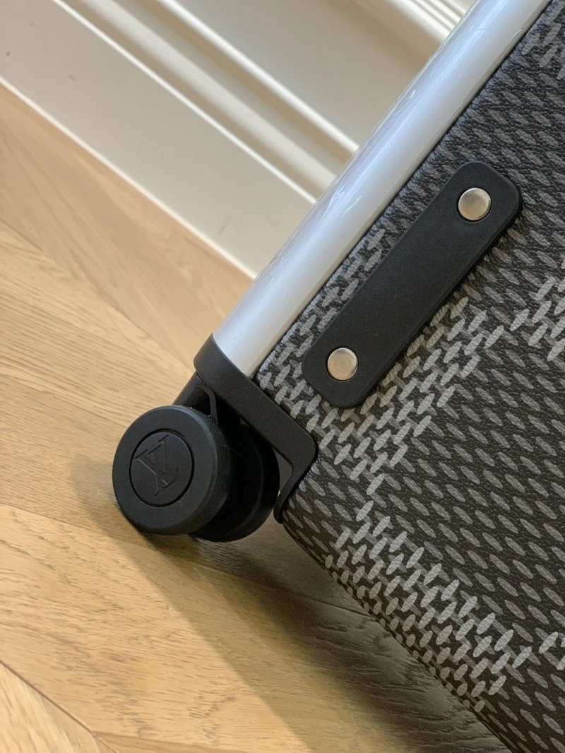 LV Suitcase 4461-0178