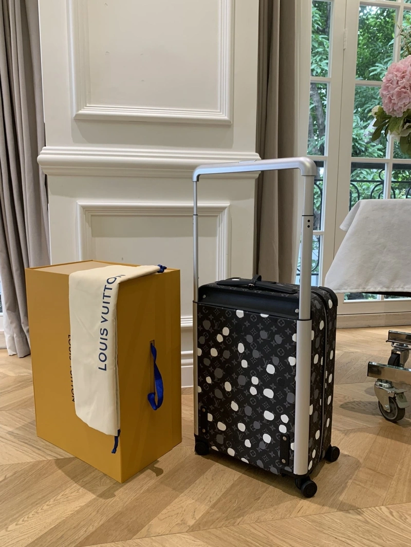 LV Suitcase 4461-0187