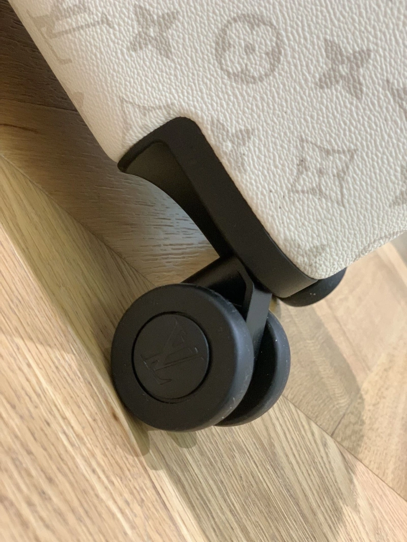 LV Suitcase 4461-0332