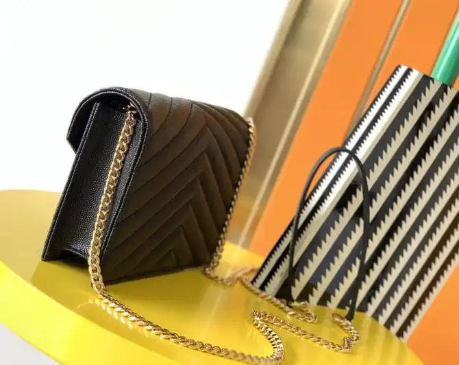 Gvc*1 satchel bags 4837a-0020