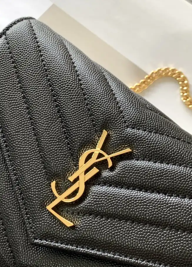 Gvc*1 satchel bags 4837a-0020