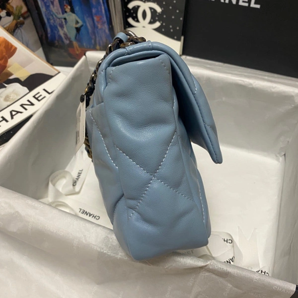 Ch**el 19 flap bag streetready 73
