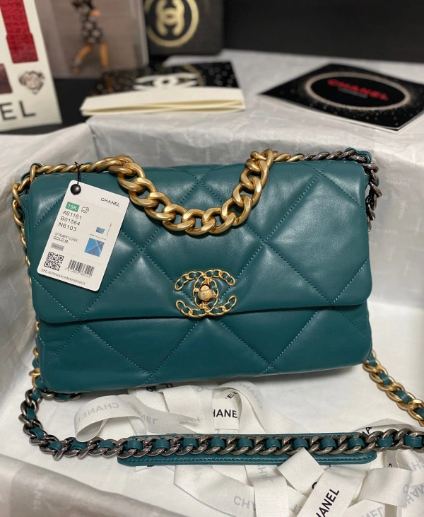 Ch**el 19 flap bag popular 72