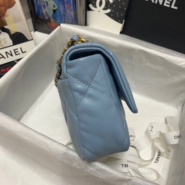 Ch**el 19 flap bag streetready 57
