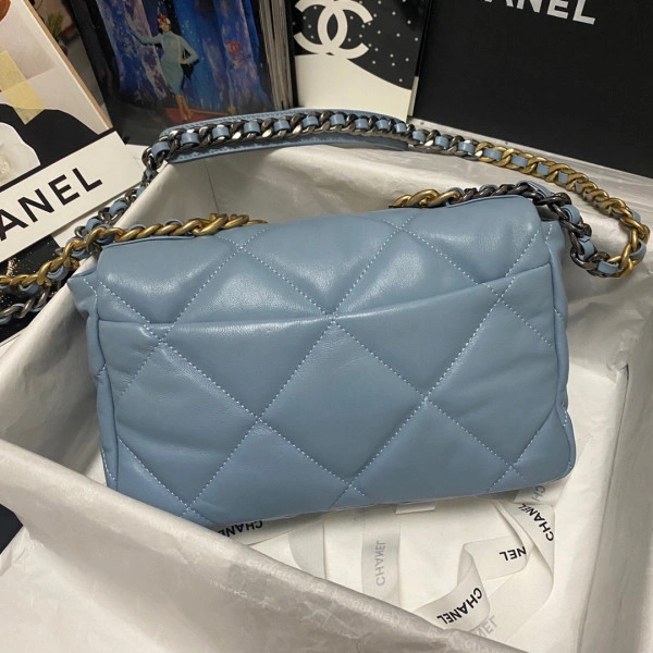 Ch**el 19 flap bag streetready 73