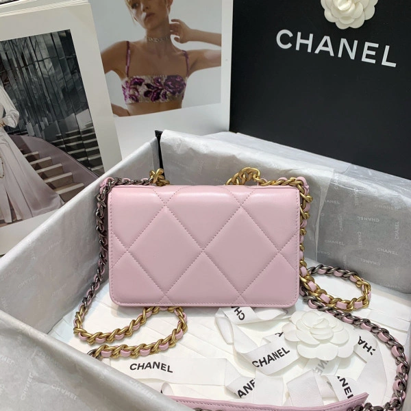 streetready Ch**el19 wallet on chain 65