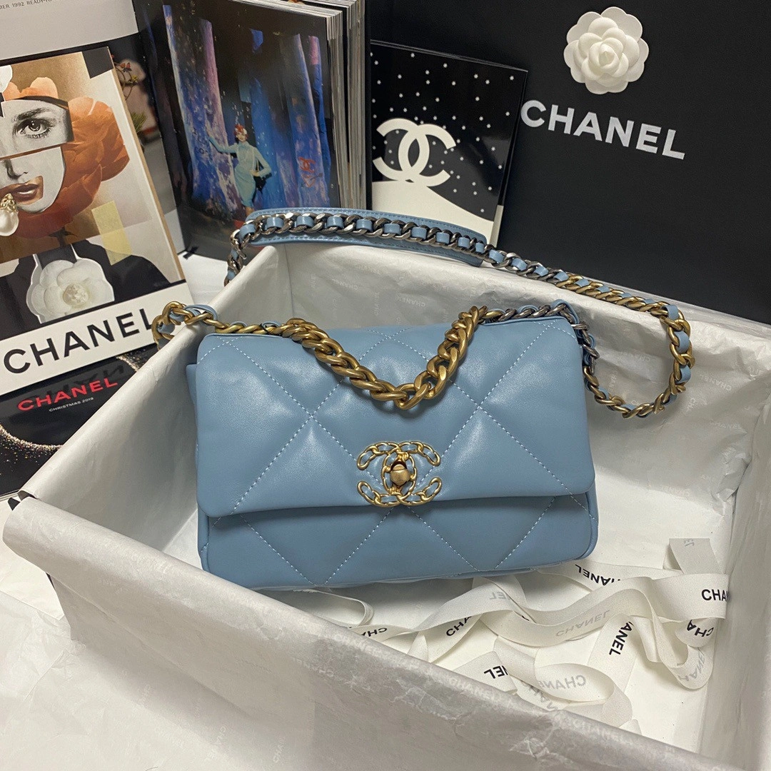 Ch**el 19 flap bag streetready 57