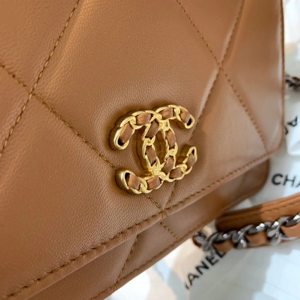 Ch**el19 wallet on chain sportinspired 63