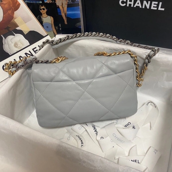 goodfit Ch**el 19 flap bag 51
