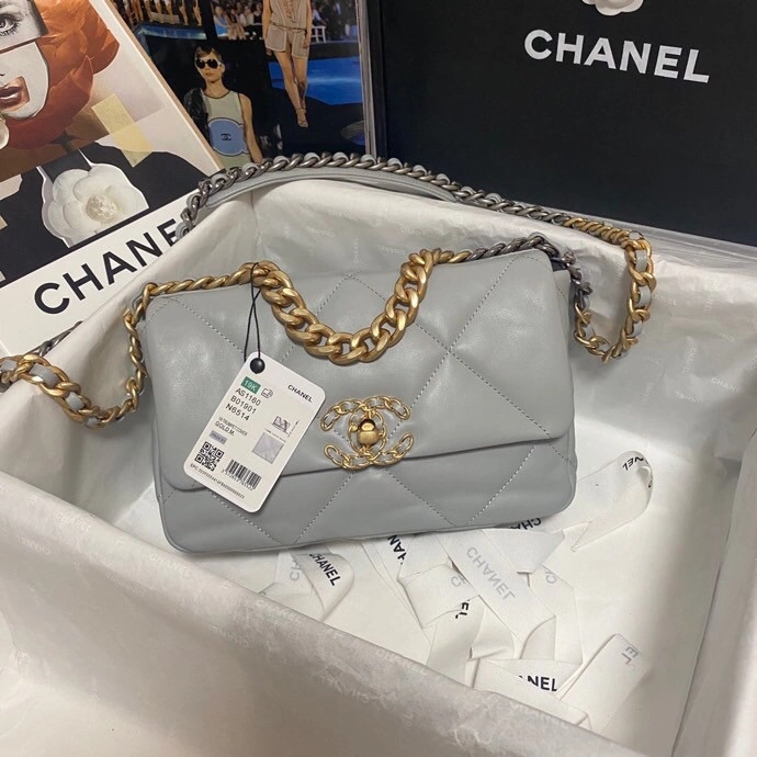 goodfit Ch**el 19 flap bag 51