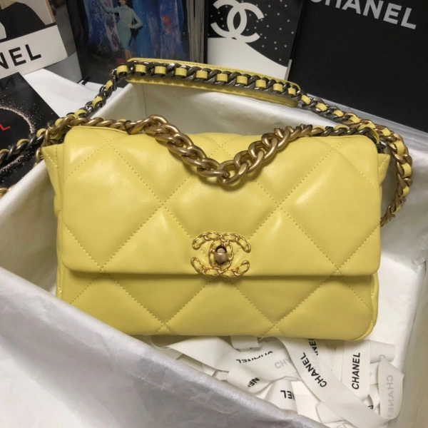Ch**el 19 flap bag welldesigned 66